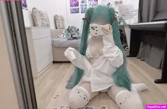Nikakihmeow OnlyFans Thumbnail #Cl7lqXqJIx