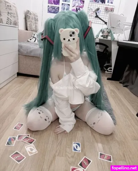 Nikakihmeow OnlyFans Thumbnail #TDHrBtlbg0