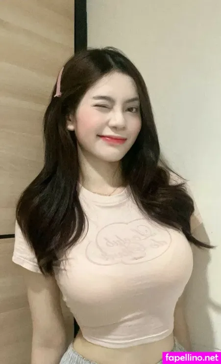 Niken Andalusi OnlyFans Thumbnail #BlM4jYGcAu