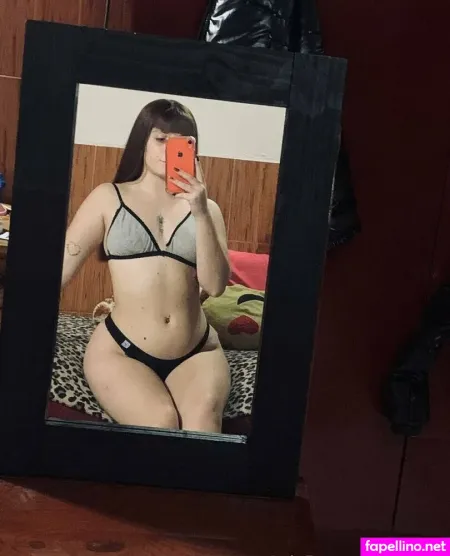 Nikhott OnlyFans Thumbnail #9HCwmzPC3o