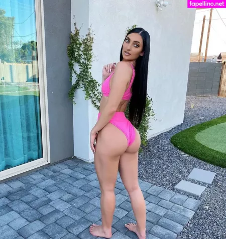 Niki Bianchini OnlyFans Thumbnail #ZuNSZgK98K