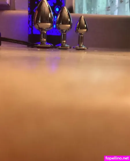 Niki J OnlyFans Thumbnail #a9VALKBRhM