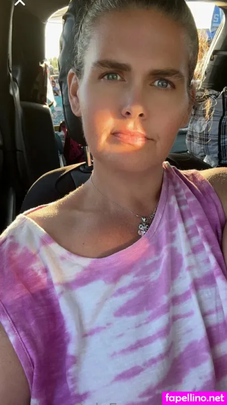 Niki J OnlyFans Thumbnail #pXmKu3tylq