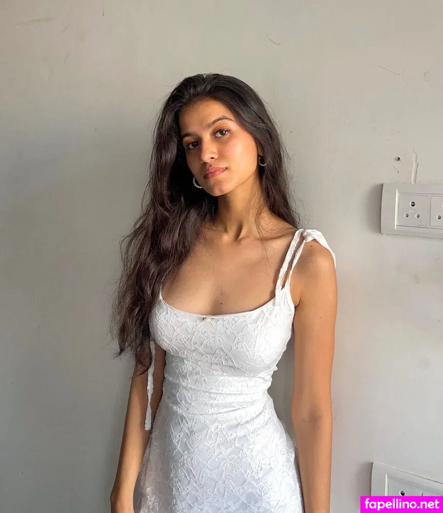 nikilalwani_27 Nude Leaked OnlyFans Photo #RN19H2dBzS