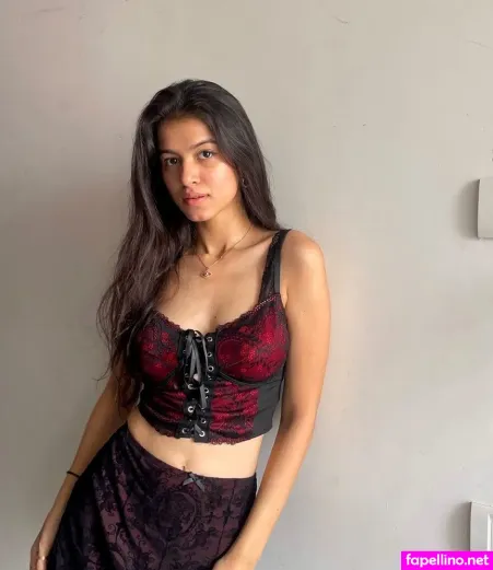 Niki Lalwani OnlyFans Thumbnail #hfw9wPGFv0