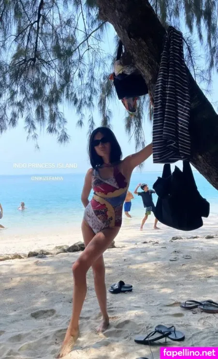 Niki Zefanya OnlyFans Thumbnail #6FEMNyw3E5