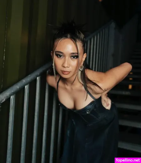 Niki Zefanya OnlyFans Thumbnail #u9jAvVxVKF