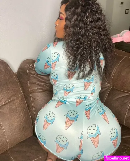 Nikiareneefree OnlyFans Thumbnail #l1huQu7dVj