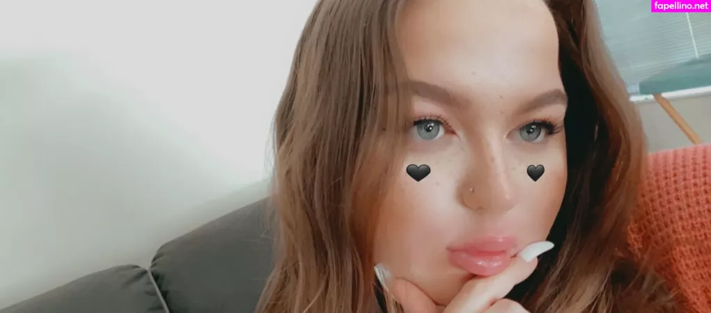 Nikibix OnlyFans Thumbnail #GJOsTQmsEb