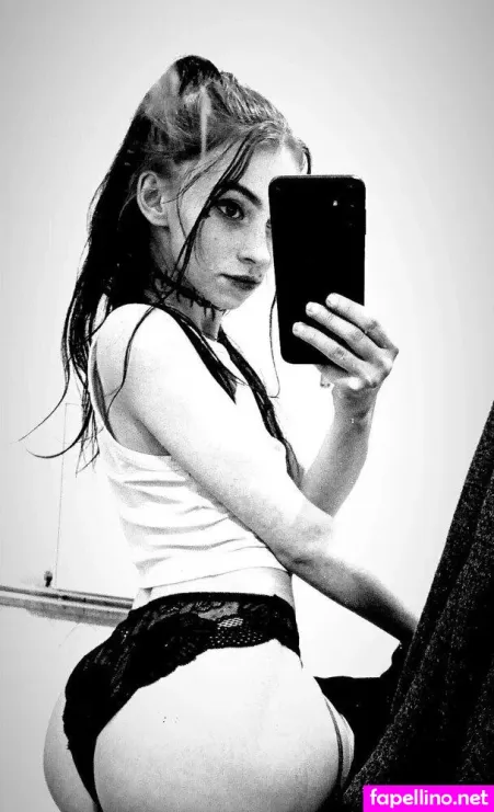 Nikidiamond1 OnlyFans Thumbnail #XgjQARSZts