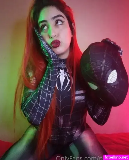 Nikisworld OnlyFans Thumbnail #d2DfUr8X4W