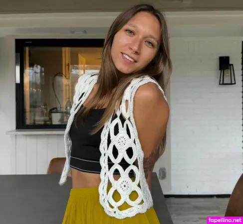 Nikita Crump OnlyFans Thumbnail #Edy2XWv7KH