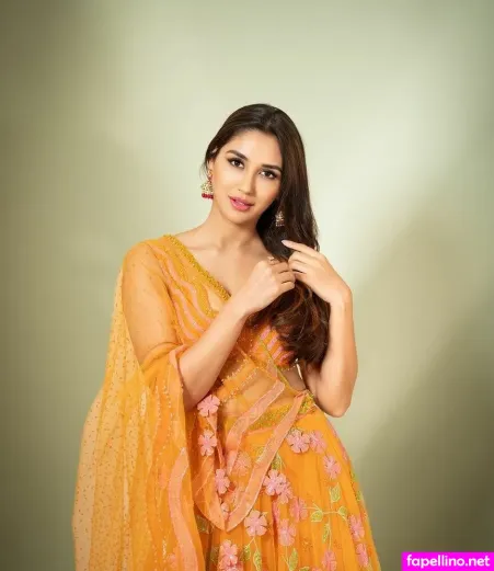 Nikita Dutta Main Profile Photo