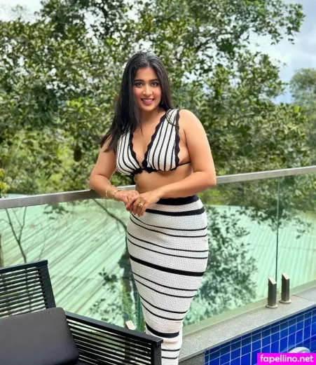 Nikita Sharma OnlyFans Thumbnail #l9dpSdVgEi