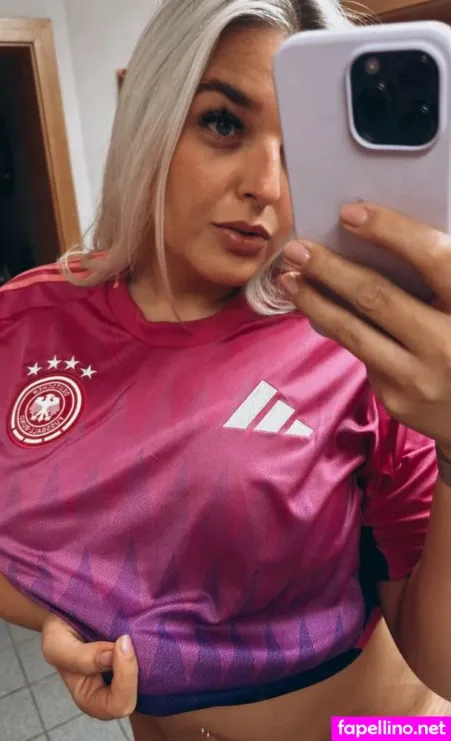 Nikita Suave OnlyFans Thumbnail #JyONIE9HEg