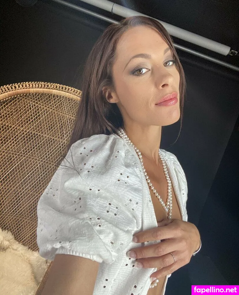 nikita_bellucci, nikitabellucci Nude Leaked OnlyFans Photo #ENAo3B6Ycq