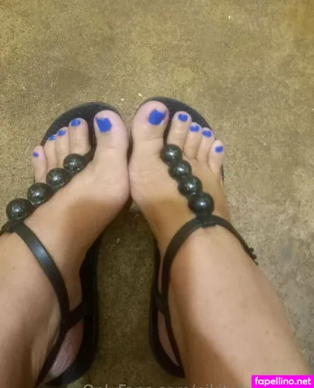 Nikitafeistyfeet OnlyFans Thumbnail #xFPOFF7V9f
