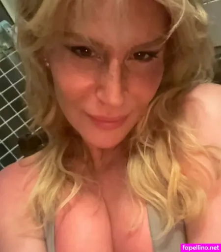 Nikitakinka Chat OnlyFans Thumbnail #LWUPisgQFE