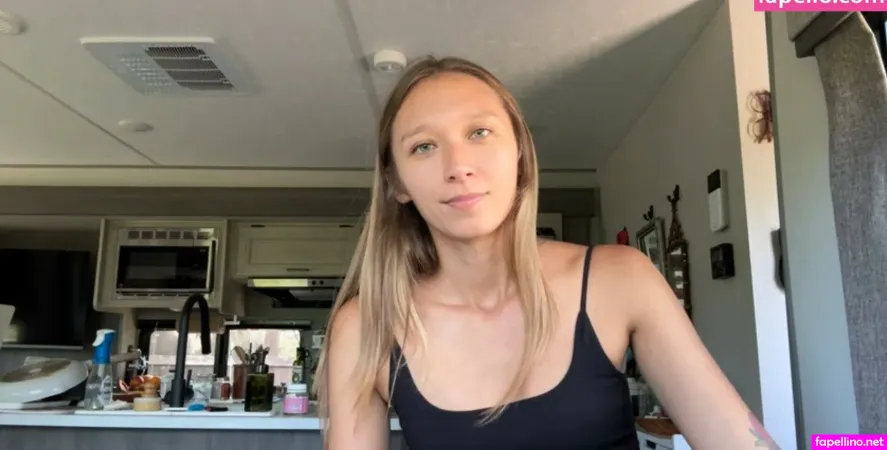 Nikitapoppy OnlyFans Thumbnail #4wUdc1Lw81