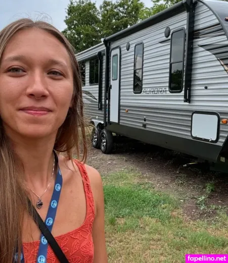 Nikitapoppy OnlyFans Thumbnail #JkCoFFoSol