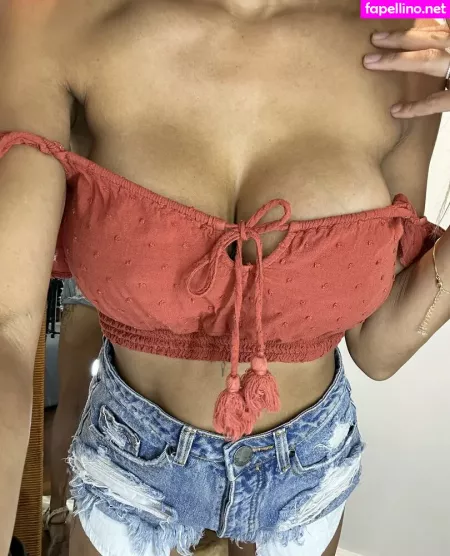 Nikki 1 OnlyFans Thumbnail #FcvhPfwOen