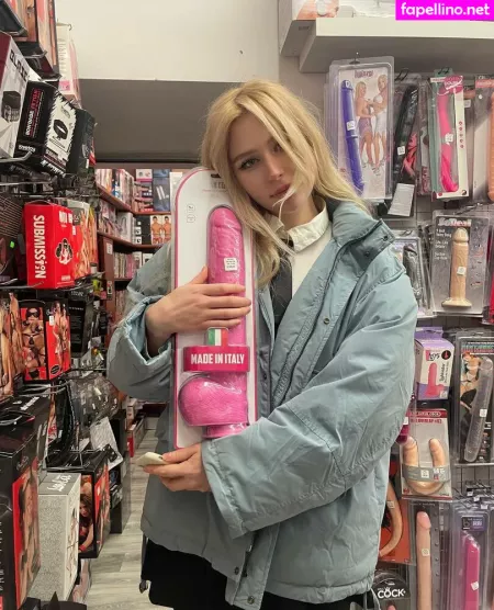 Nikki Beiar OnlyFans Thumbnail #EUmxf4jsPj