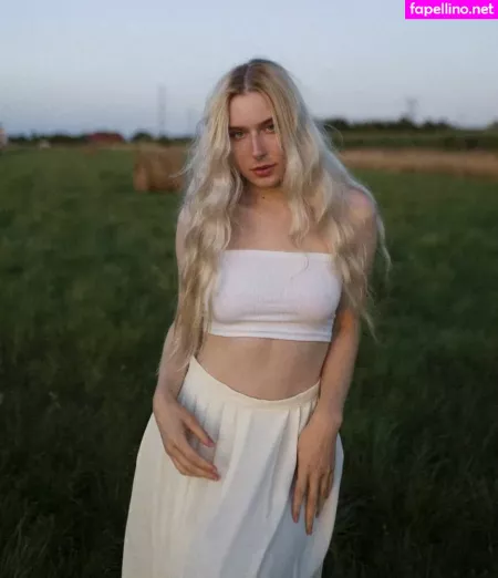 Nikki Beiar OnlyFans Thumbnail #bWnda2J7X9