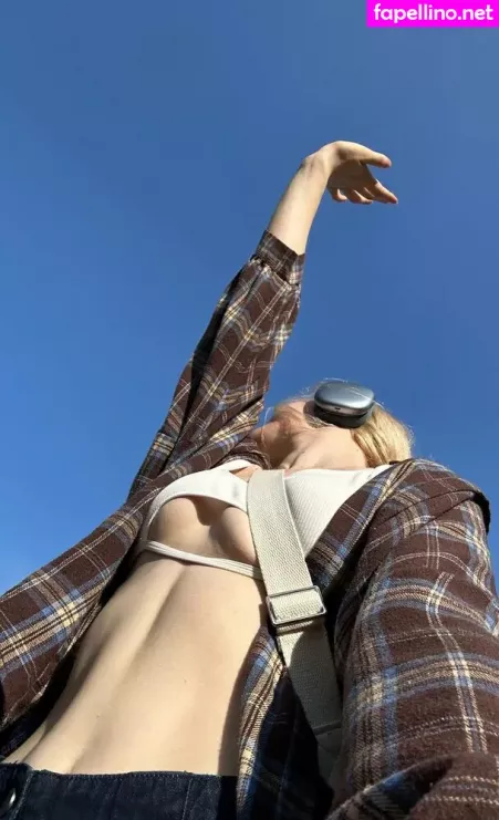 Nikki Beiar OnlyFans Thumbnail #k5kITze4nn