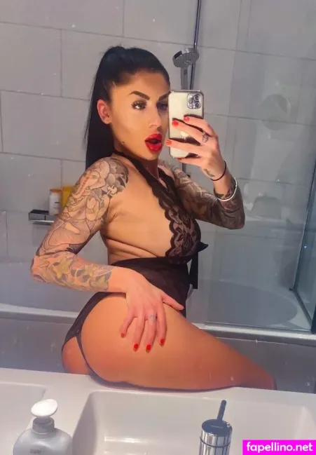 Nikki Belfort OnlyFans Thumbnail #GOaHBJiId6
