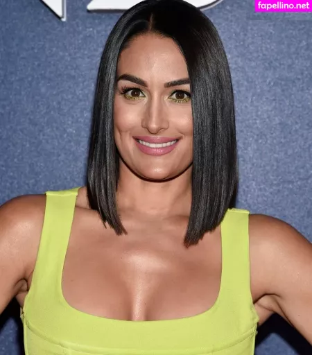 Nikki Bella OnlyFans Thumbnail #yLaCStturi