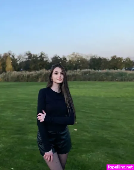 Nikki Bump OnlyFans Thumbnail #JIqOEznTNX