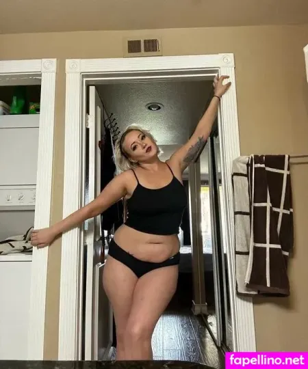Nikki C OnlyFans Thumbnail #V7OVyFaUvC