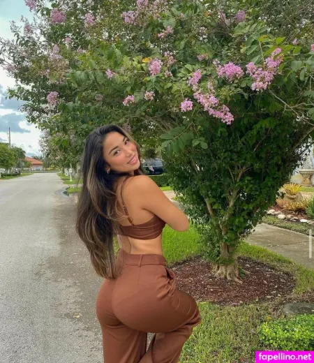 Nikki Cheng OnlyFans Thumbnail #Q3hvahQ7Ho