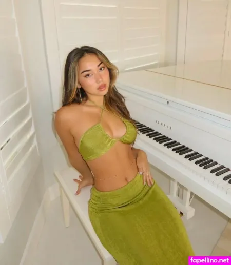 Nikki Cheng OnlyFans Thumbnail #uCcxbAubiv