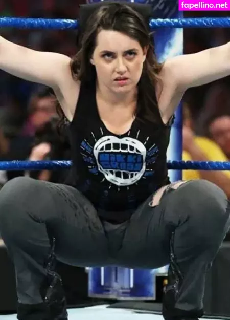 Nikki Cross OnlyFans Thumbnail #e0zYcow4St