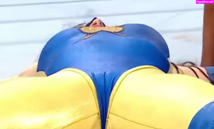 Nikki Cross OnlyFans Thumbnail #fkyAtM78Pe