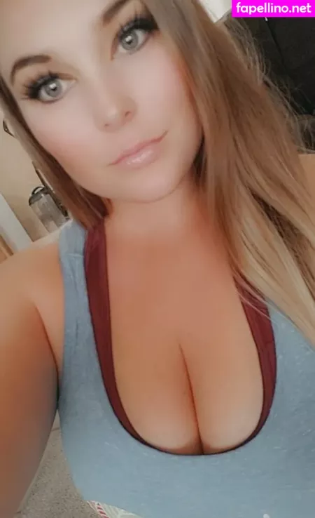 Nikki D OnlyFans Thumbnail #UGg5JLzaYk