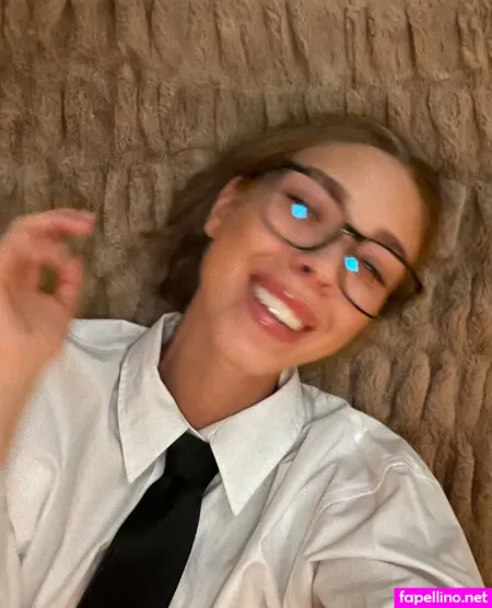 Nikki Delavega OnlyFans Thumbnail #J1xbzpZImr