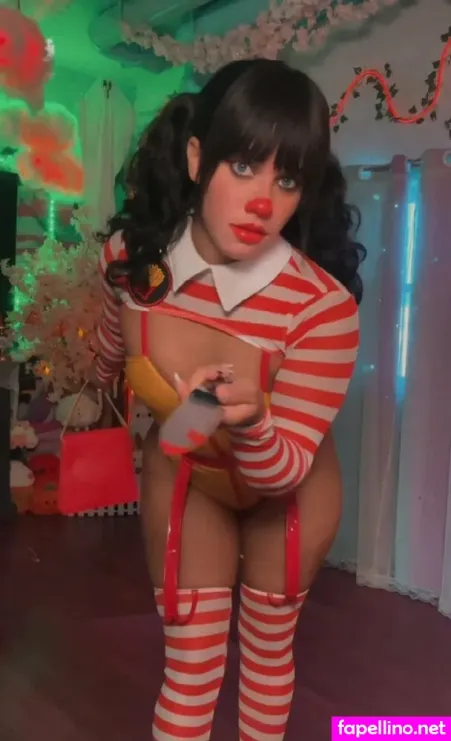 Nikki Dq Basic OnlyFans Thumbnail #Xgcr7Lsas8