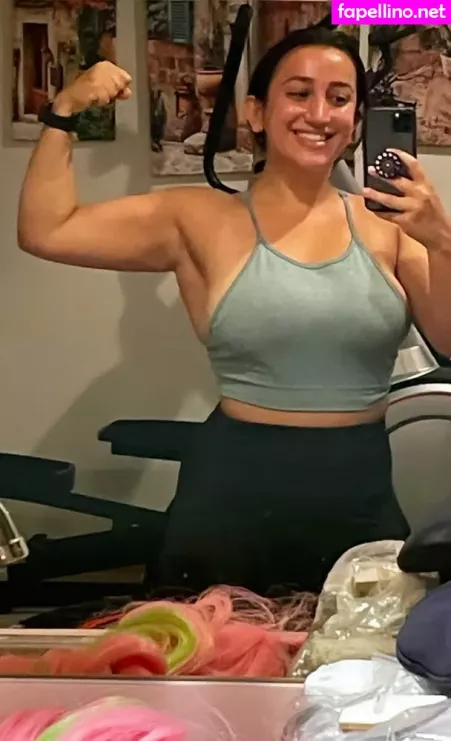 Nikki Geeks 1 OnlyFans Thumbnail #047LXJhUSI