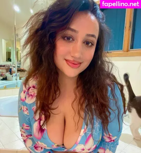 Nikki Geeks 1 OnlyFans Thumbnail #H5BtweGv7N