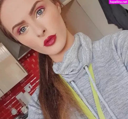 Nikki Harper OnlyFans Thumbnail #Qw7zse6h5E