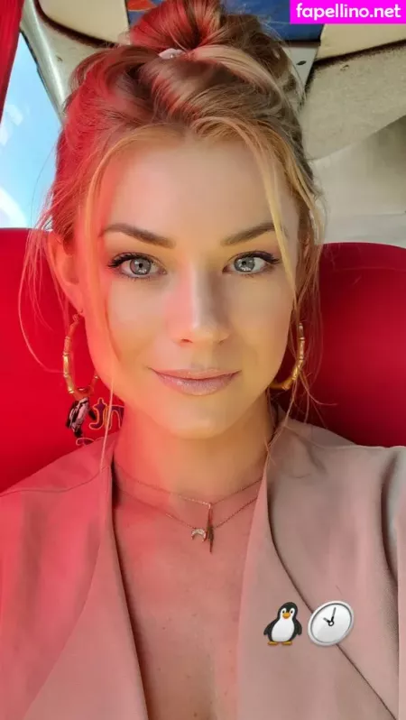 Nikki Leigh OnlyFans Thumbnail #ZjttEV8KH3