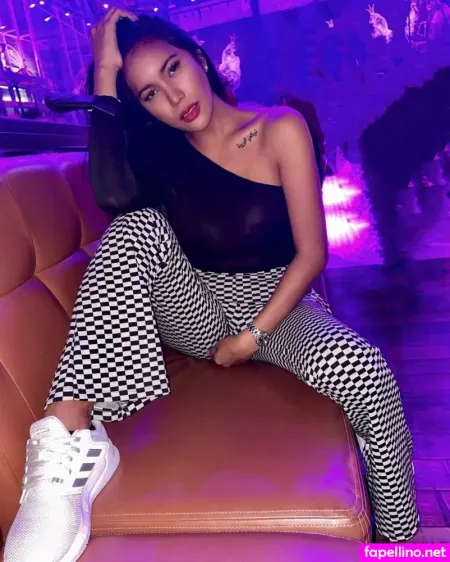 Nikki Lerona OnlyFans Thumbnail #DNWjngnGUV