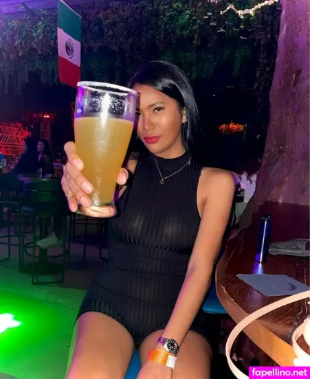 Nikki Lerona OnlyFans Thumbnail #u2p0mwu6tA