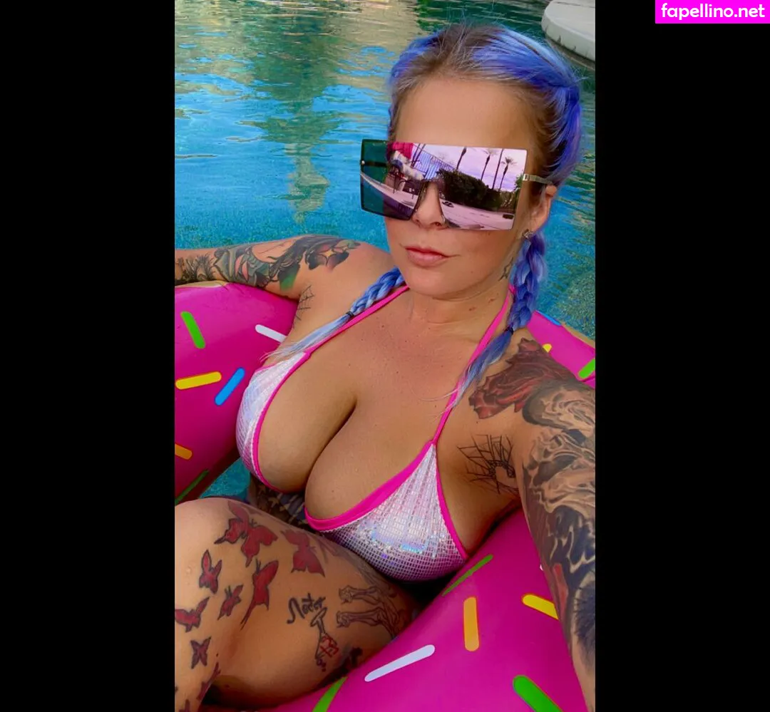 nikkinikkin9nedoors Nude Leaked OnlyFans Photo #3Cic8xeCJS