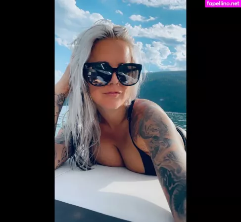 Nikki N9ne OnlyFans Thumbnail #t2P3IGLfOG