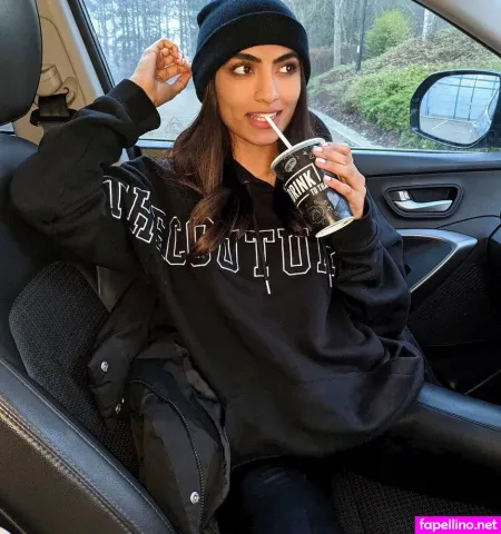 Nikki Rai OnlyFans Thumbnail #EVInzYoU4F