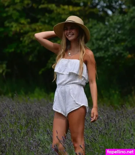 Nikki Roumel OnlyFans Thumbnail #dhvEiymadz