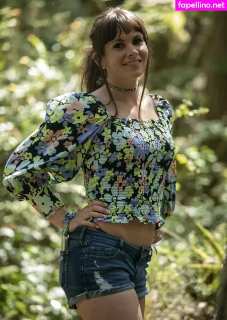 Nikki Sapphire OnlyFans Thumbnail #0TaLejwpbw